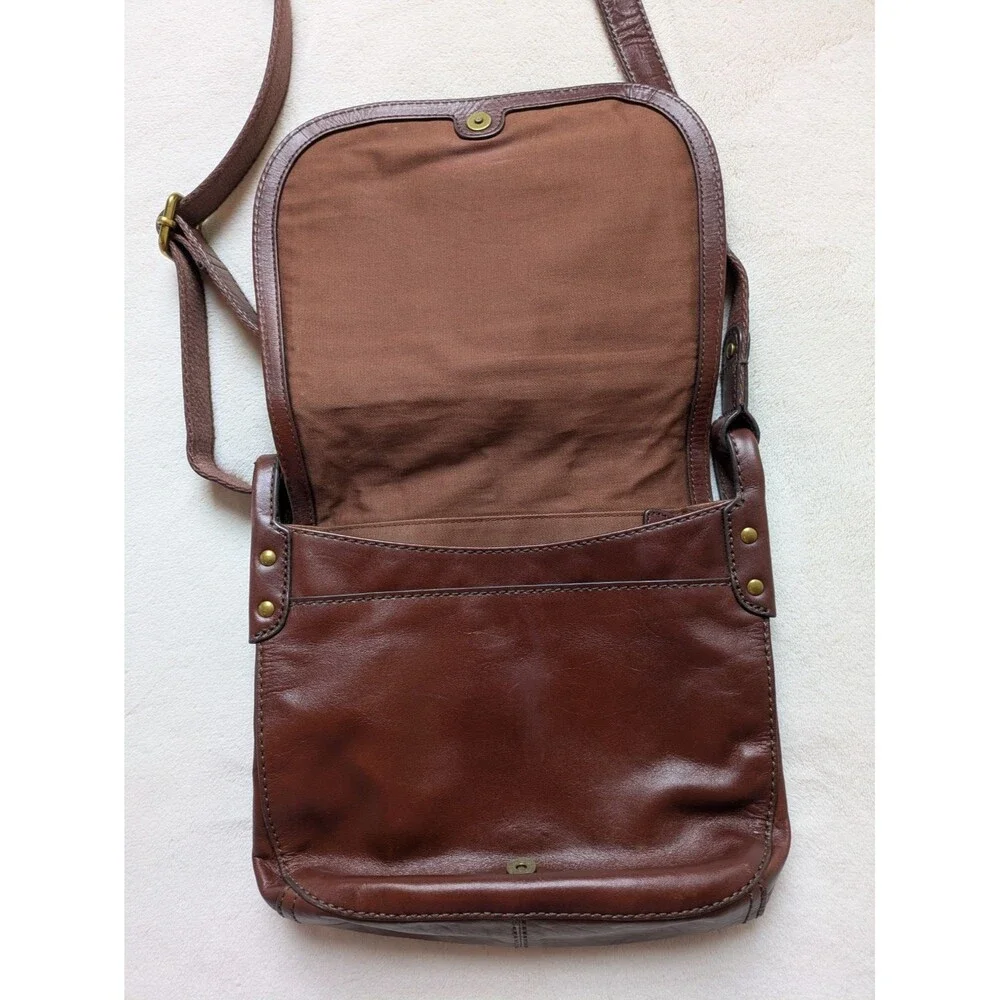 Fossil Brown Leather Saddle Crossbody Messenger Flap Bag